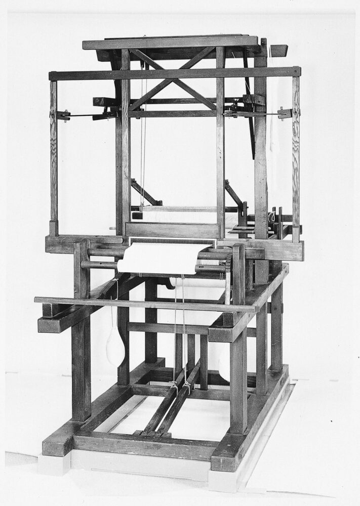 豊田式木製人力織機 (1890年)