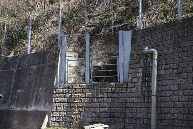 浅川地下壕入口