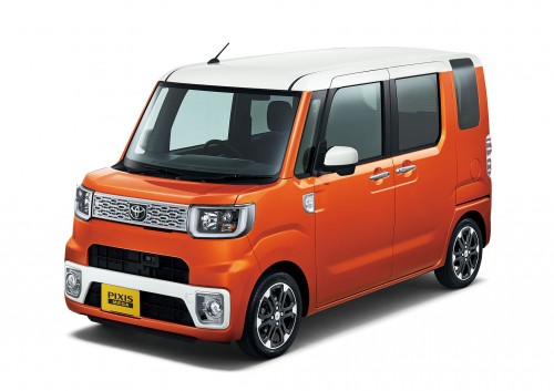 トヨタ ピクシス メガ 2015年
