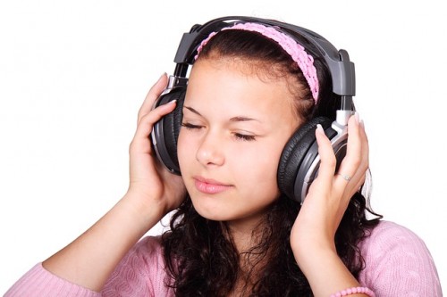 音楽を聴く
