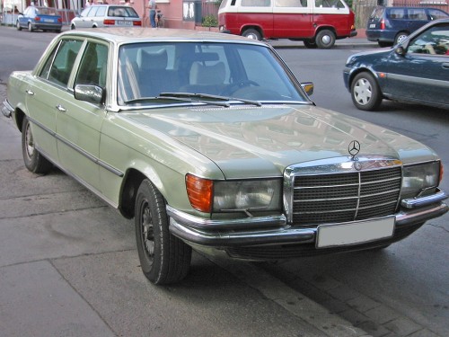 メルセデス・ベンツ 初代 Sクラス W116 (1972-1980)