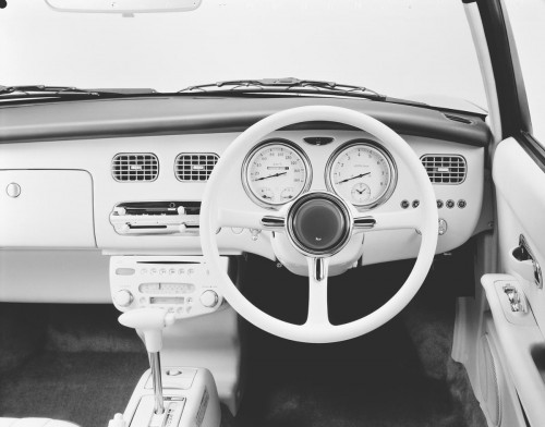 杉下右京の相棒 日産フィガロの歴史と中古車価格は 日本の名車 Moby モビー 車はおもしろい を届ける自動車情報メディア