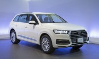 アウディQ7新型 発売開始!Audi7人乗りSUVの性能と燃費や価格は?