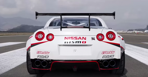 1380馬力の日産gt Rがギネス世界記録 300km H超の高速ドリフトを披露 動画 Moby モビー