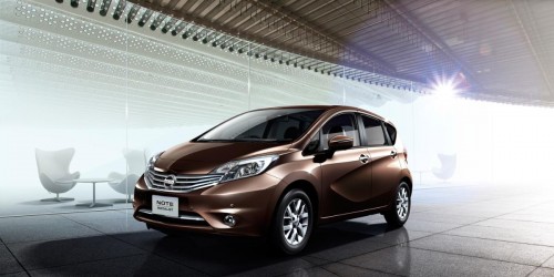 日産 ノート 2015年型