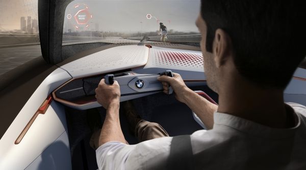 BMW VISION NEXT 100 2016年