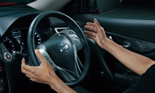 日産 エクストレイル インテリジェントパーキングアシスト