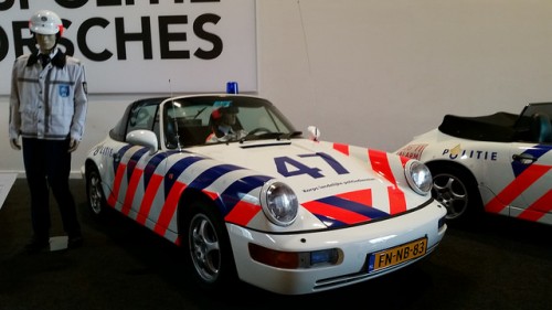 ポルシェ 911 パトカー