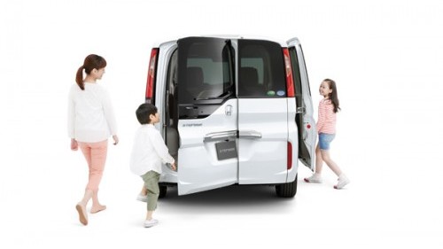 ホンダ ステップワゴン 2015年 わくわくゲート