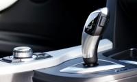 車のニュートラル(N)の意味・正しい使い方とは?燃費や故障に関係はあるの?