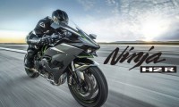 世界一速いバイク「カワサキ ニンジャH2R」衝撃の世界最速記録動画公開!時速400キロ