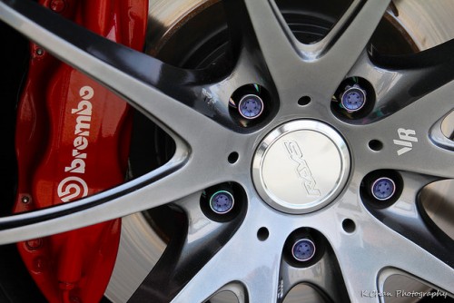 brembo 赤