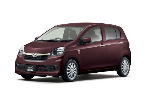 ダイハツ ミライース X 35TH ANNIVERSARY ゴールドエディション SA 2015年