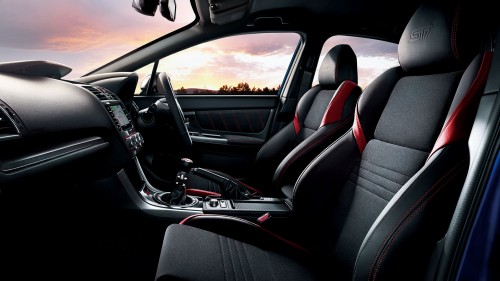 スバル WRX STI 2014年型 シート