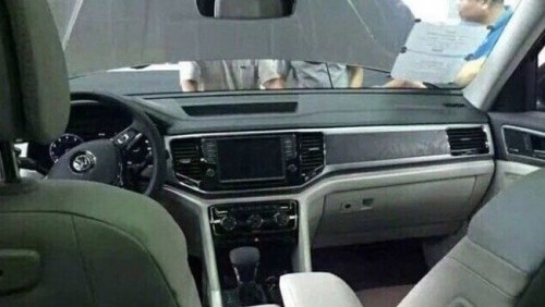 VW トラモント 内装