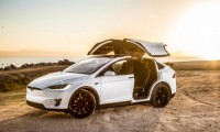 テスラの新型SUV「モデルX」を徹底解説!価格・特徴・予約金など最新情報まとめ