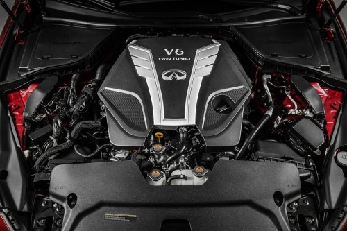 インフィニティ Q60 3.0-liter V6 twin-turbo engine