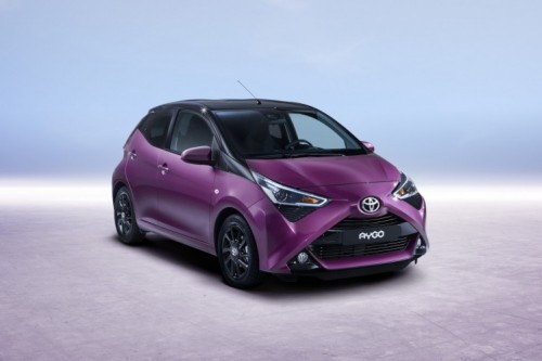 トヨタ AYGO アイゴ