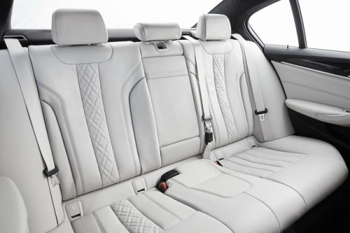 BMW 新型5シリーズ 内装