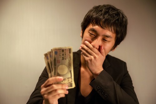 お金 詐欺