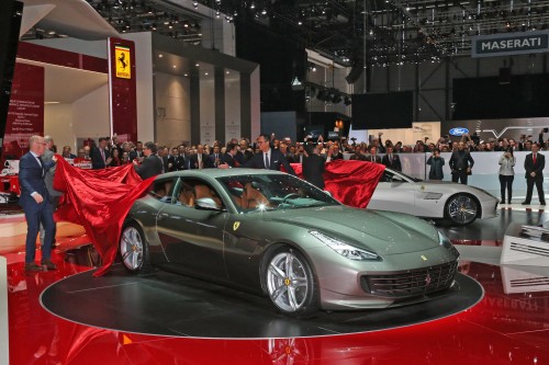 フェラーリ GTC4 ルッソ 2016ジュネーブモーターショー