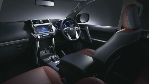トヨタ ランドクルーザープラド 特別仕様車 ZX G-FRONTIER 2016年 内装