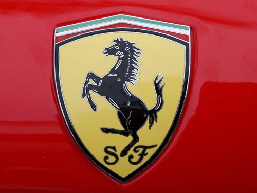 フェラーリ ロゴ 2008年型