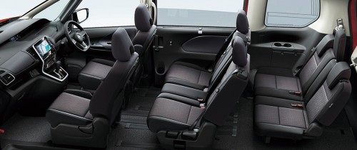日産 セレナ 新型 ハイウェイスター 2016年 内装