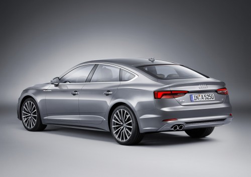 アウディ A5 スポーツバック 新型