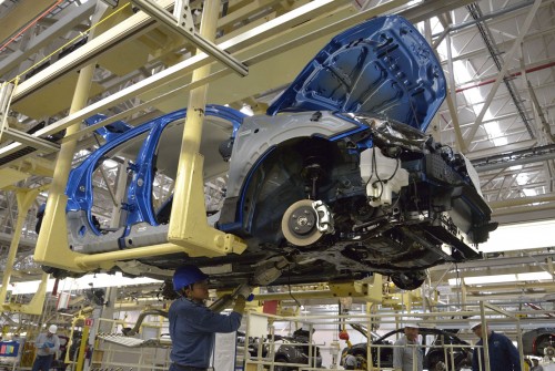 車の製造 組み立て工程 マツダ
