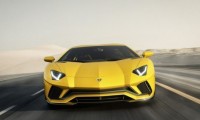 ランボルギーニ新型アヴェンタドールS 日本発売開始!価格&スペックとロードスターについても