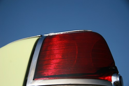 車の反射板 リフレクター の正しい位置や車検での注意点とは 面積が重要 Moby モビー