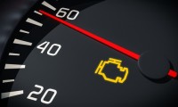 車のエンジン警告灯(エンジンチェックランプ)が点灯・点滅する意味と原因を総まとめ!