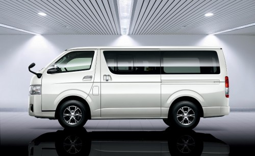 トヨタ ハイエースバン 2WD 3000ディーゼル 標準ボディ スーパーGL 外装