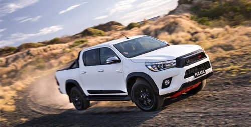 トヨタ ハイラックス TRD 外装