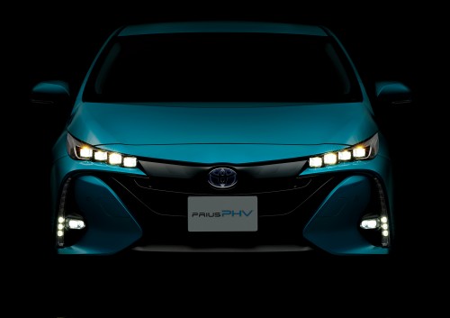 トヨタ プリウスPHV 新型 2017年