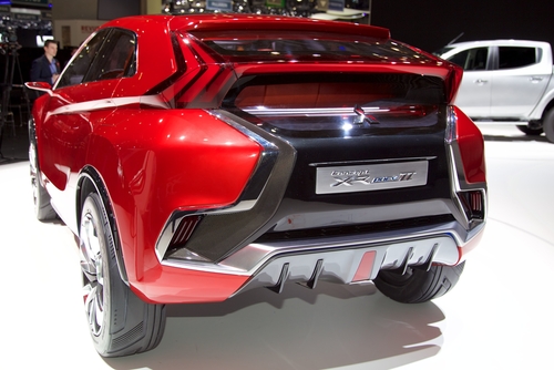 Mitsubishi XR-PHEV II Concept 2015