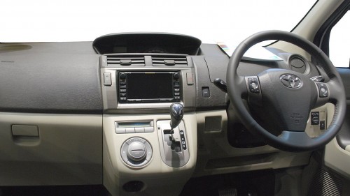 トヨタパッソセッテは車中泊に便利なミニバン 実燃費から試乗の評価まで紹介 Moby モビー