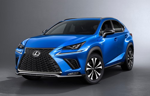 新型レクサスNX300h 中国仕様