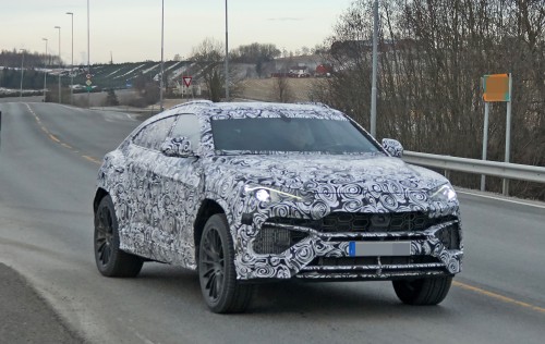 Lamborghini Urus スクープ