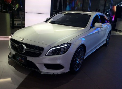 メルセデス・ベンツ 2代目 CLSクラス CLS550 4MATIC シューティングブレーク