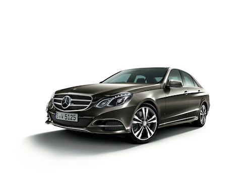 W212 メルセデスベンツEクラス アヴァンッギャルドエグゼクティブ E550
