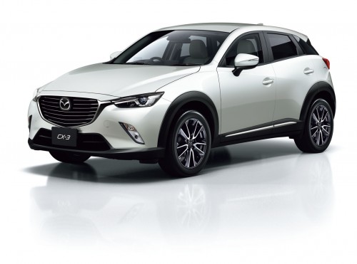 2015年 マツダ CX-3クリスタルホワイトパールマイカ