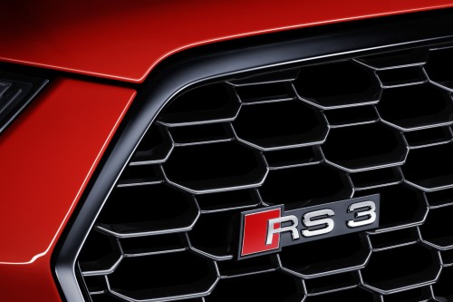 アウディ RS 3 セダン 欧州仕様 2017年型