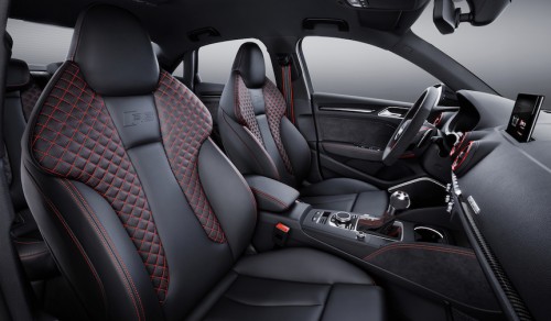 アウディ RS 3 セダン 欧州仕様 2017年型