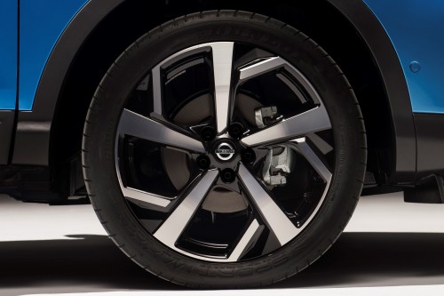 2018 日産キャシュカイ QASHQAI デュアリス