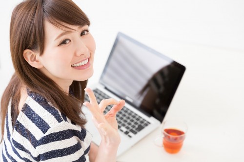 OKサイン ゼロ円 女性