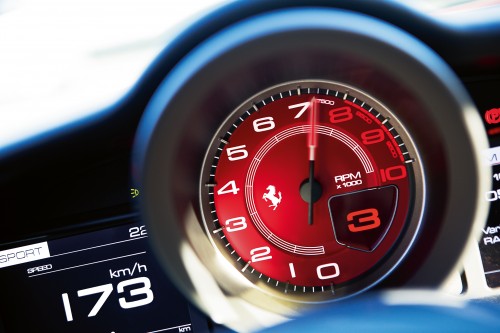 フェラーリ 488GTB メーター