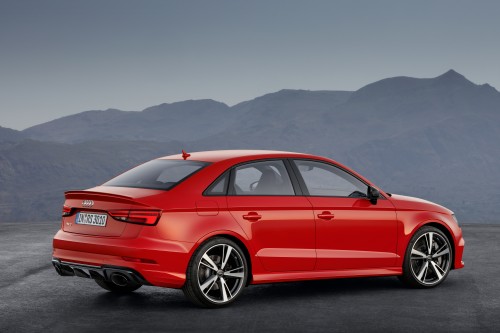 アウディ RS 3 セダン 2017年型