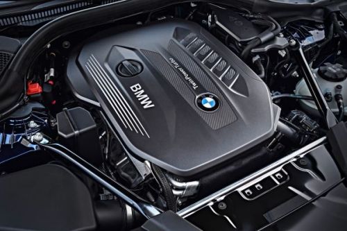 BMW 5シリーズツーリング エンジン 2017